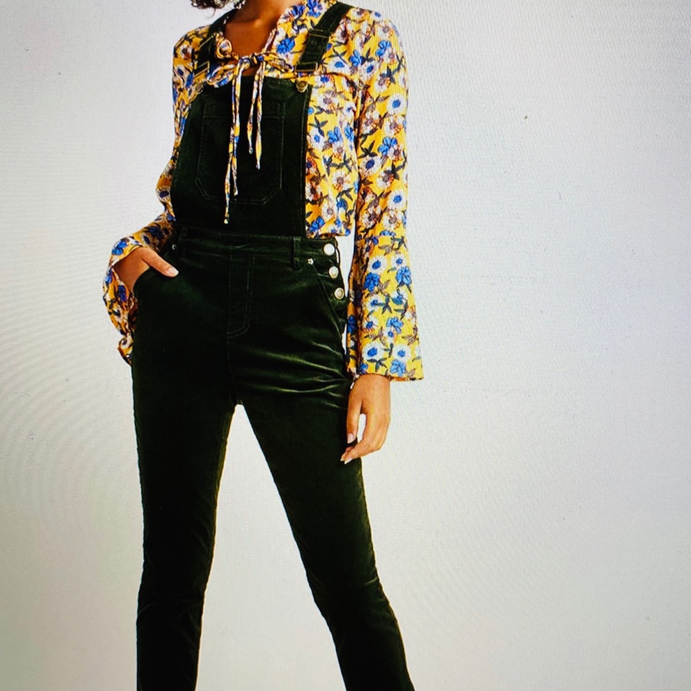 COPY - MODCLOTH POTLUCK CORDUROY OVERALLS IN FORE…